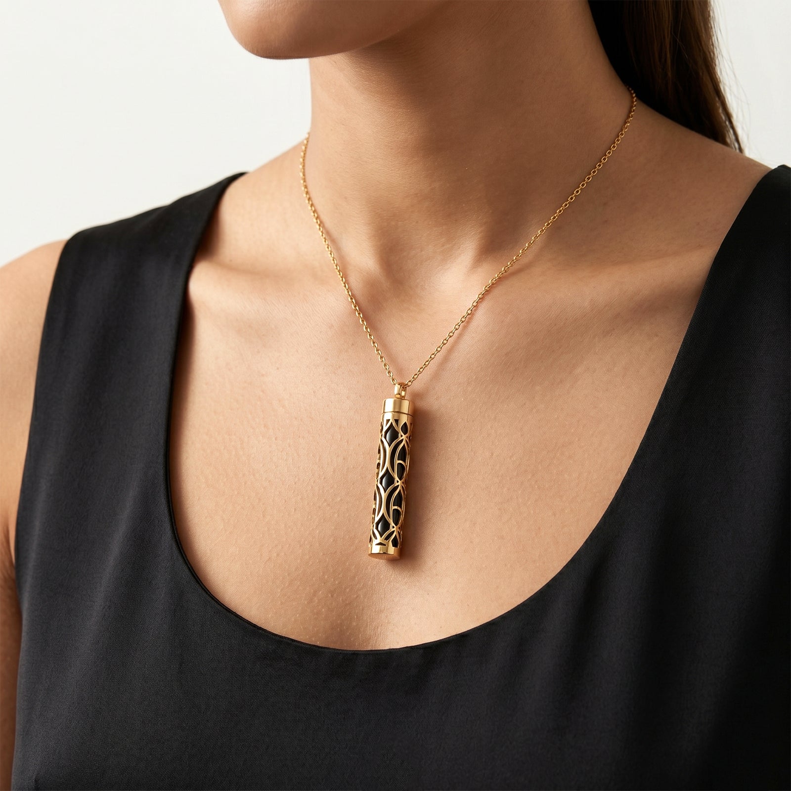 18k Gold Aromatherapy Pendant Necklace | Cylindrical Filigree Perfume Locket