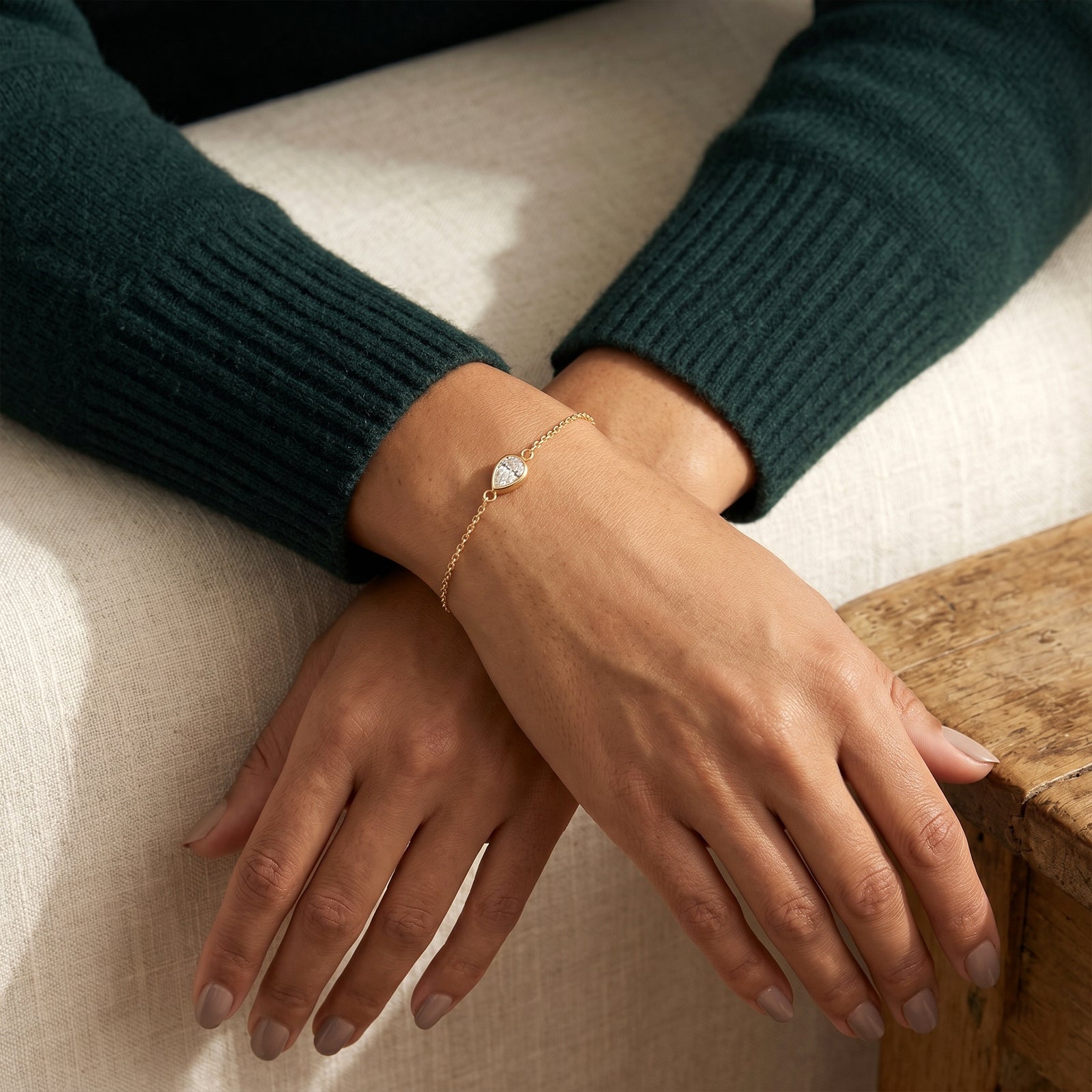 18k Gold Pear Cut Diamond Bezel Chain Bracelet | Minimalist Layering Bracelet