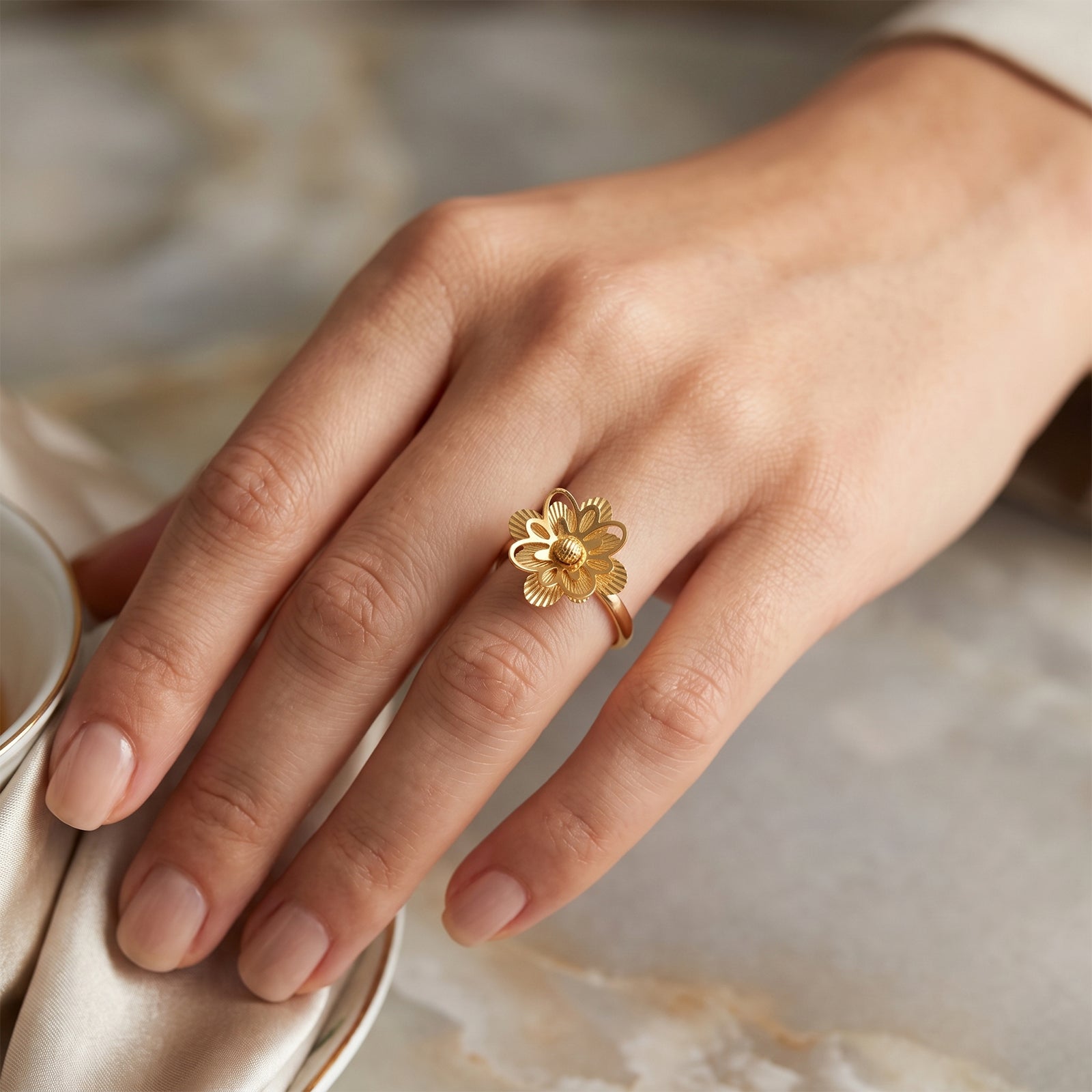 18K Gold Floral Bloom Ring | Elegant Textured Flower Statement Band