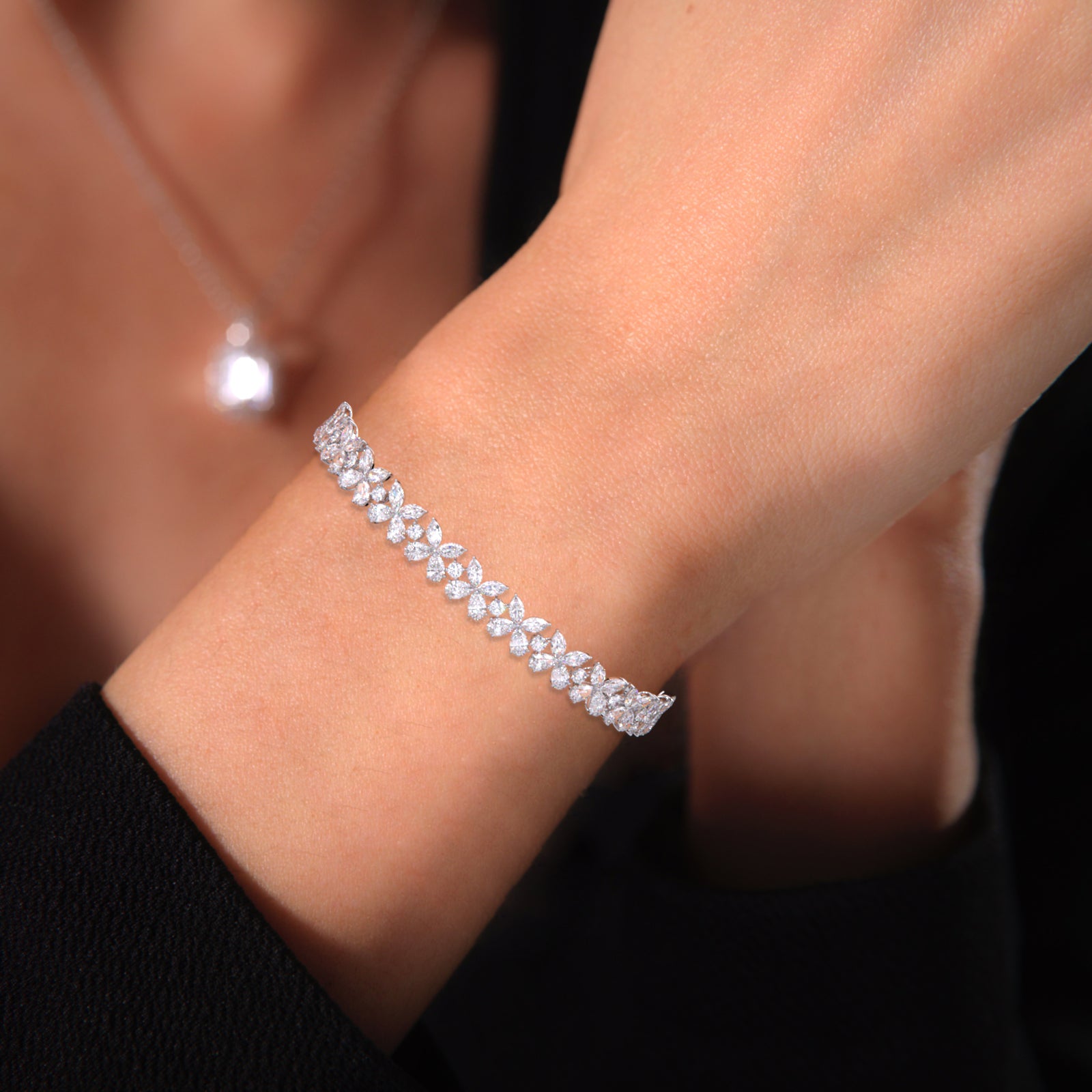 18K Gold Floral Diamond Bracelet