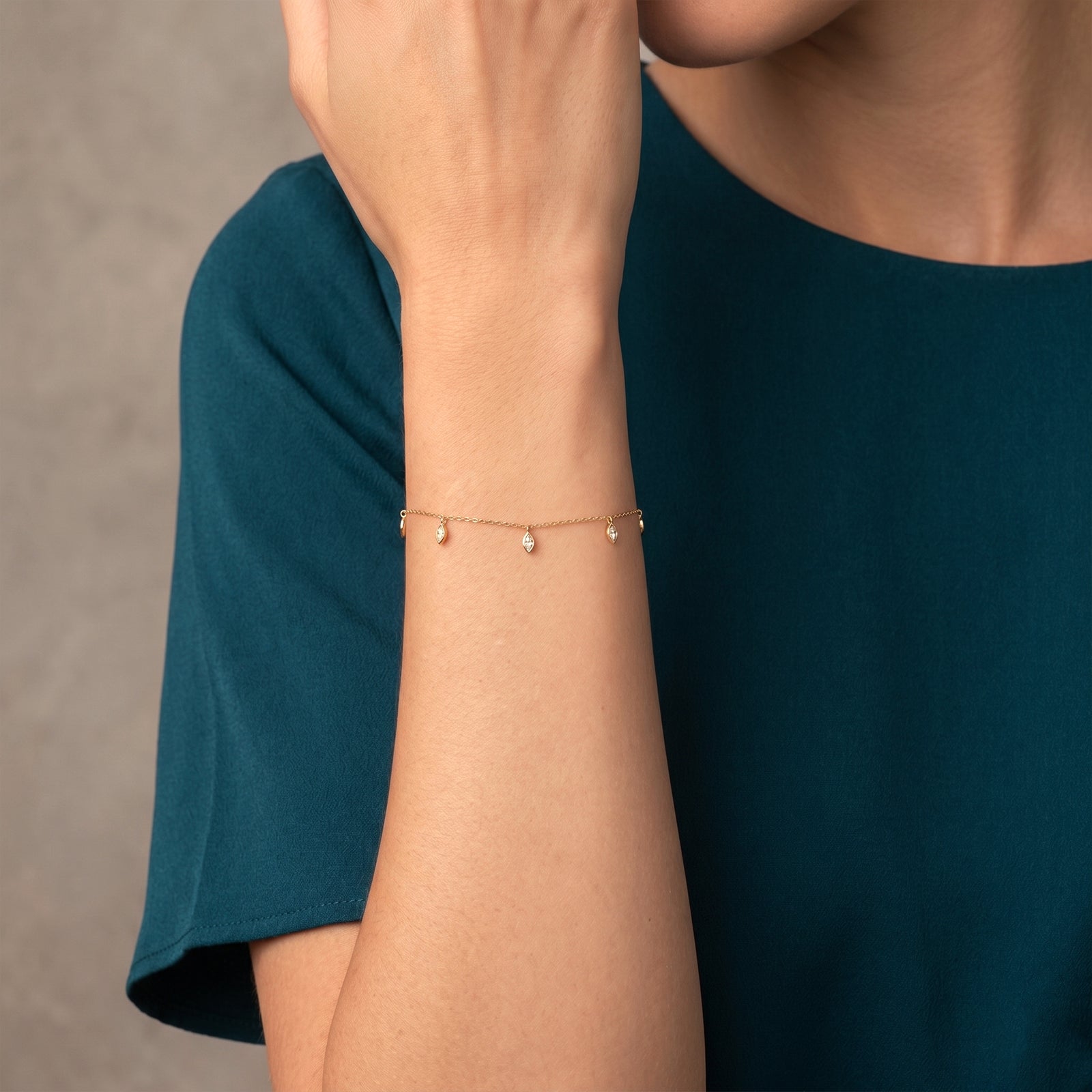 18k Gold Marquise Diamond Charm Dangle Bracelet | Minimalist Fine Jewelry
