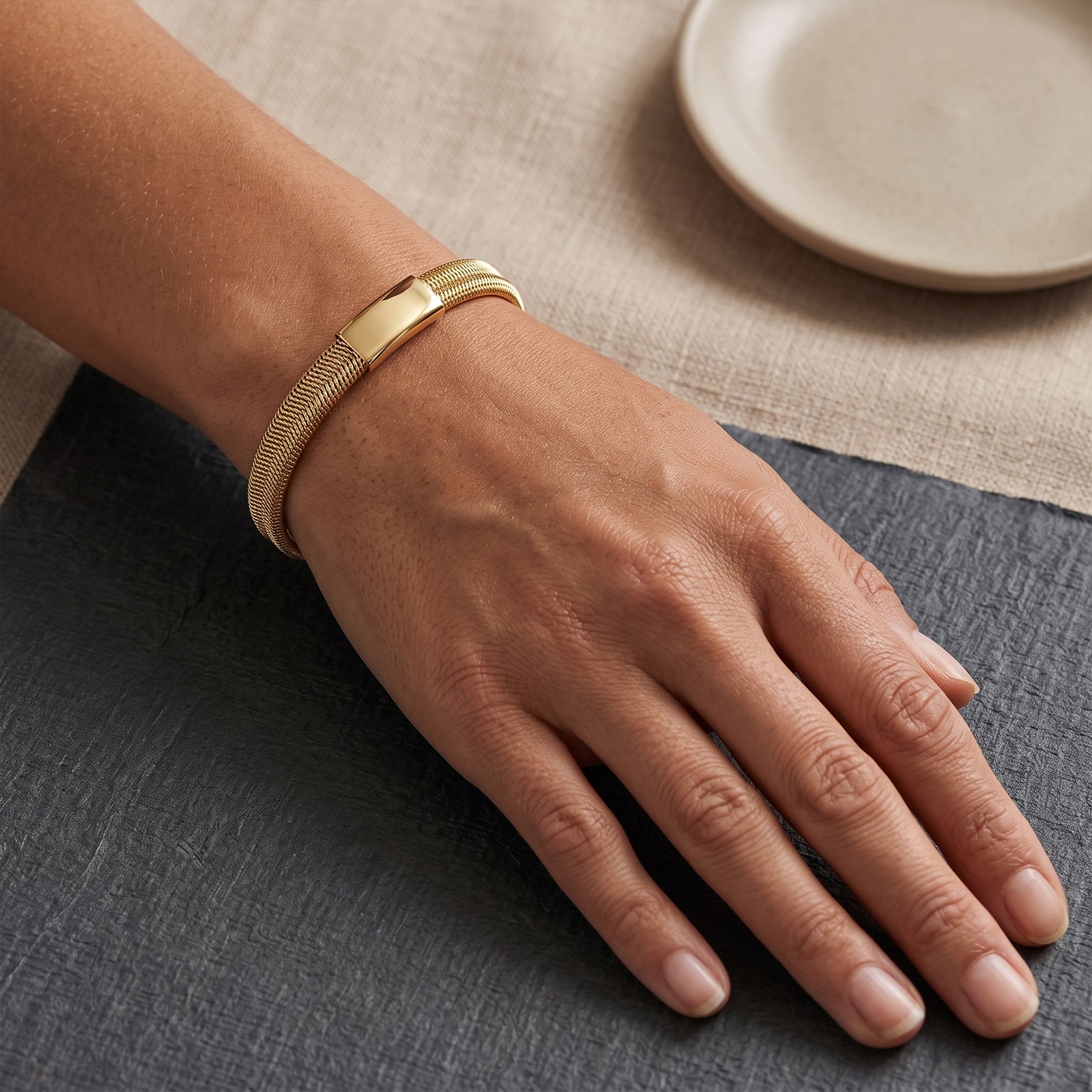 GoldFlex 18k Gold Mesh Bracelet | Flexible Luxury Bangle for Women