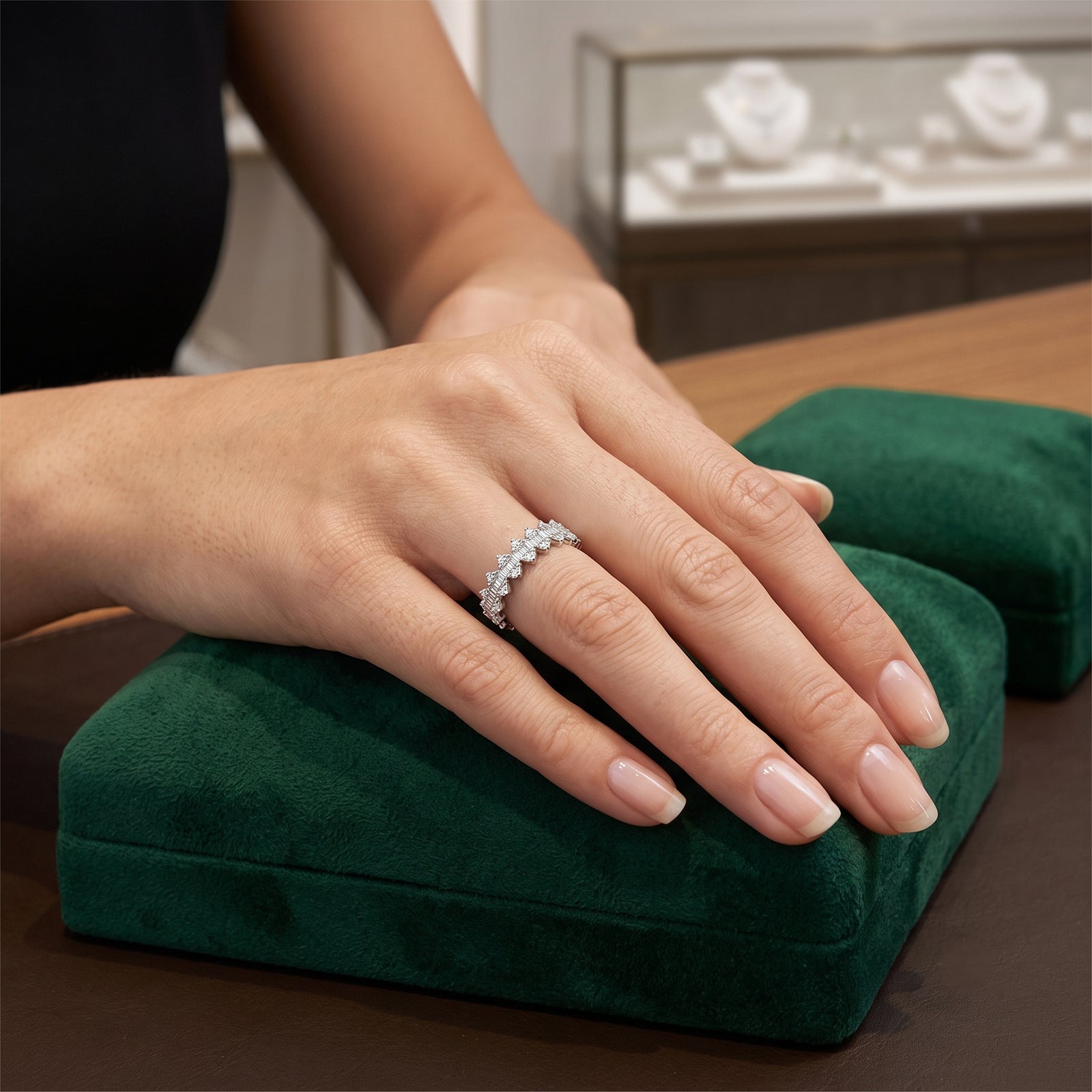 18K Gold Marquise & Baguette Diamond Band | Diamond Cluster Band in 18K Gold