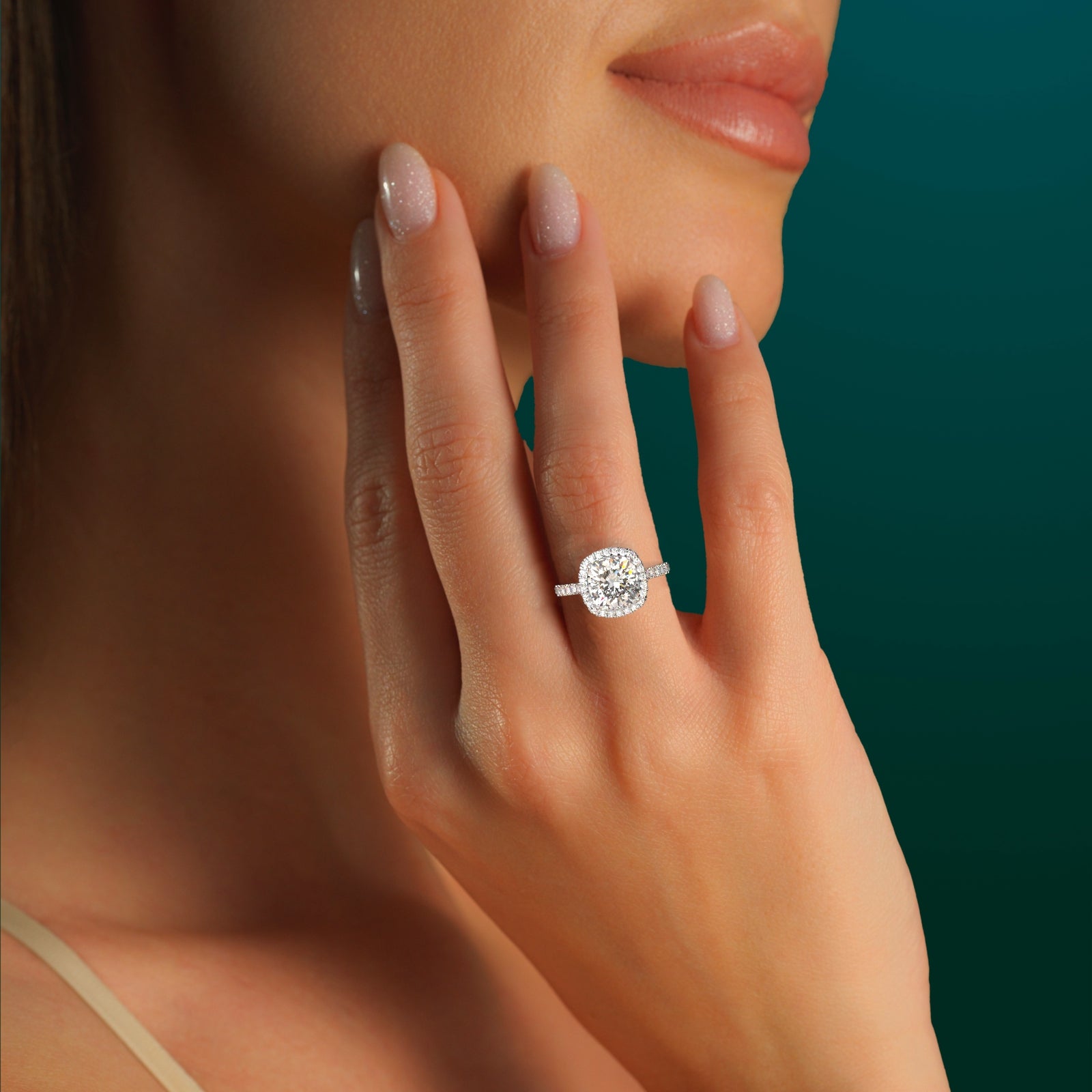 18k Gold Cushion Cut Halo Diamond Engagement Ring | Pave Set Band