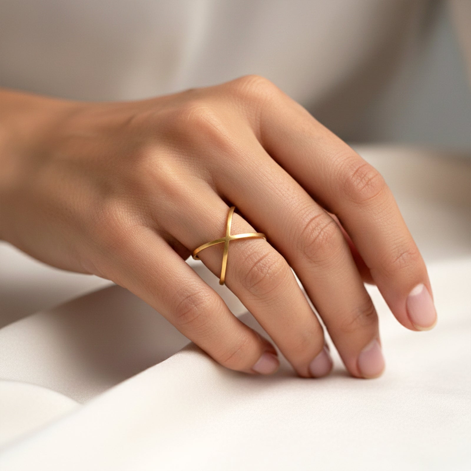 Solid 18k Gold Criss Cross Ring | Minimalist X-Ring for Women