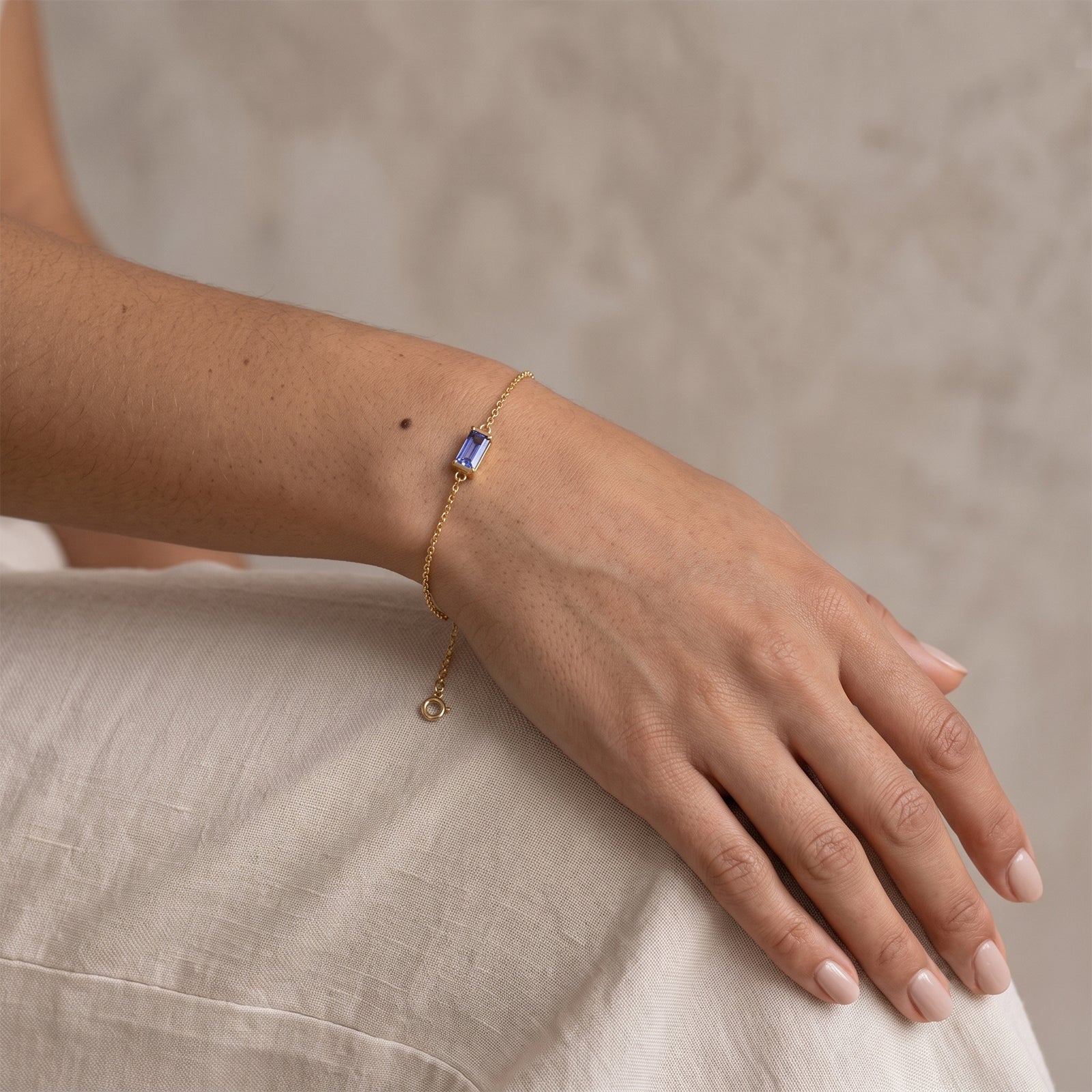 18k Gold Baguette Tanzanite Bezel Chain Bracelet | Minimalist Birthstone Fine Jewelry