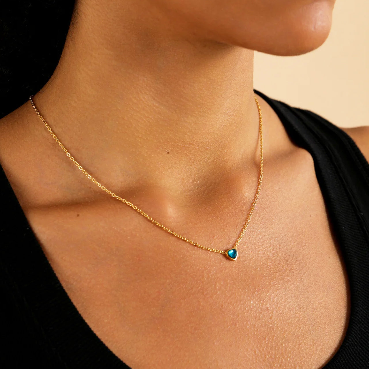 Personalized Birthstone Heart Necklace in Gold - Custom Jewelry for Her