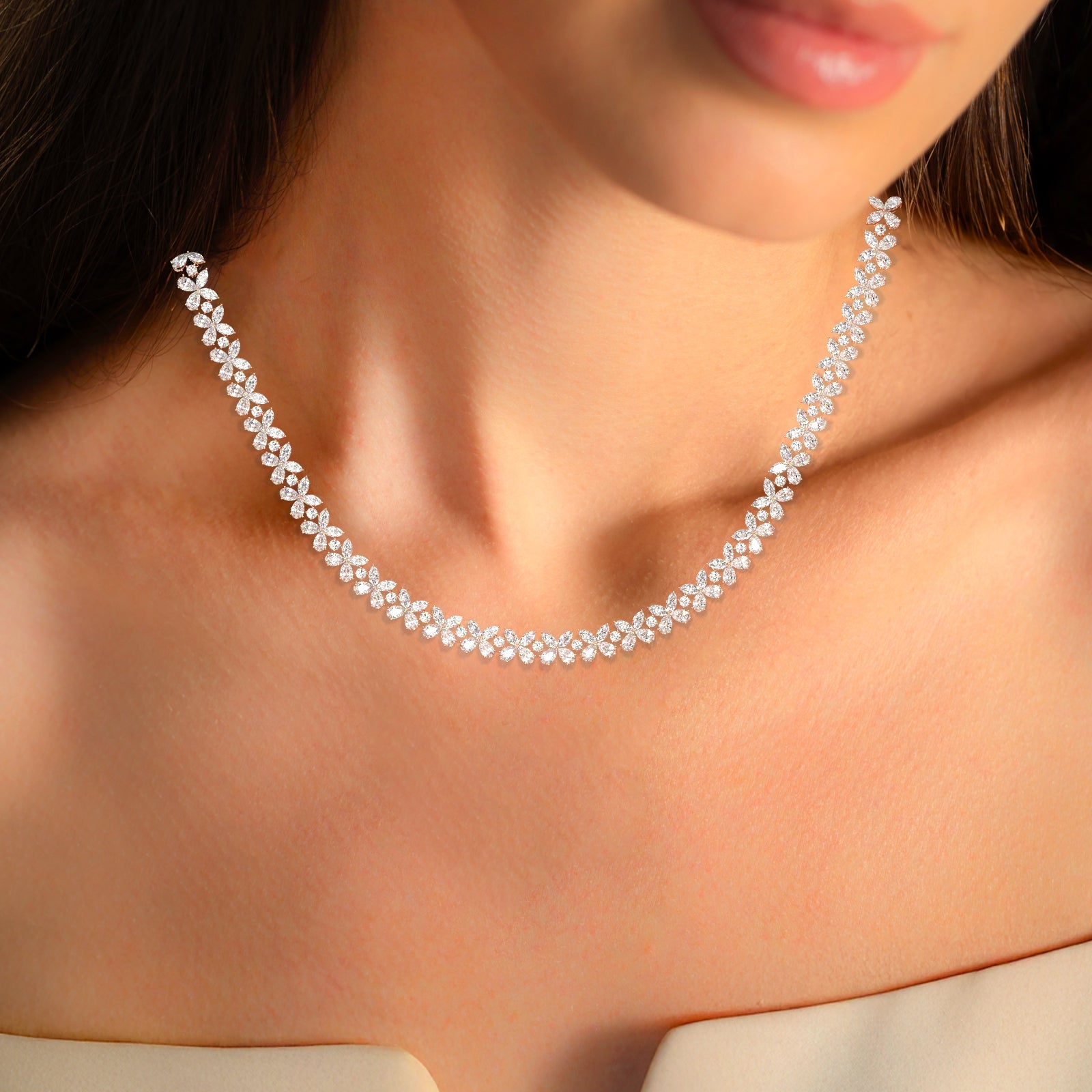 18K Gold Floral Diamond Necklace