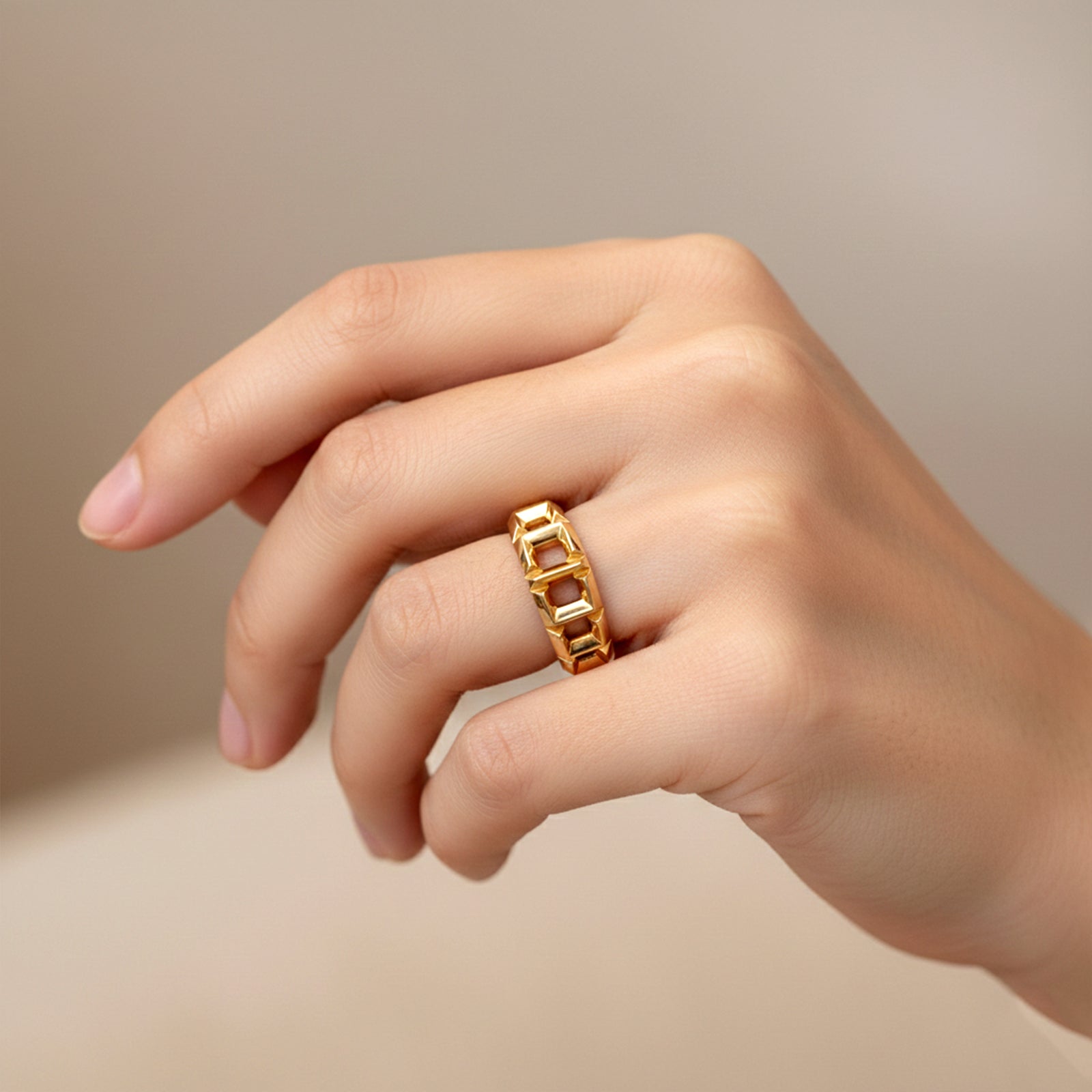 18k Gold Geometric Link Statement Ring | Bold Rectangular Open-Band Ring for Women